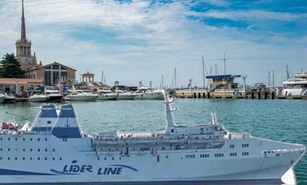 Почему первый паром из турецкого Трабзона в Сочи вышел комом: судно зависло в порту - его не хотят принимать в России