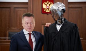 Наш самый искусственно-интеллектуальный суд в мире: Краснов заявил об ускоренном привлечении нейросетей на помощь людям в мантиях