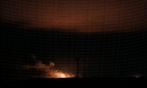 «Бах! Один за другим лупят!» - НПЗ и дома Волгограда под ударом украинских беспилотников, погиб 48-летний мужчина