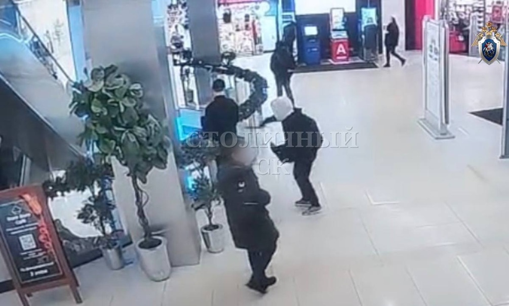 В Москве малолетний Хусейн напал с ножом на охранника ТЦ и двух полицейских – религиозный экстремизм или дурь? В Москве малолетний Хусейн напал с ножом на охранника ТЦ и двух полицейских – религиозный экстремизм или дурь?