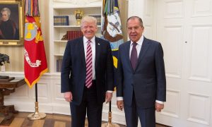 Трамп: Украина должна отдать России Донбасс, иначе она потеряет его военным путем