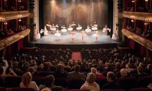 «Мягкая сила России»: в Бишкеке прошли грандиозные «Русские сезоны»