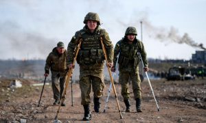 На Украине мобилизуют мужчин с ДЦП: гребут всех, даже с онкологией