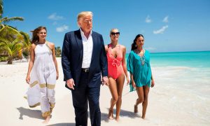 «Насильник, извращенец и педофил»: Трамп попал в новый секс-скандал, грозящий ему импичментом