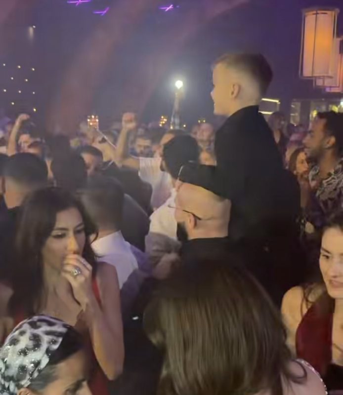 «Зачем это ребенку?»: Джиган с 5-летним сыном зажег на еврейской свадьбе в окружении пышногрудых красоток