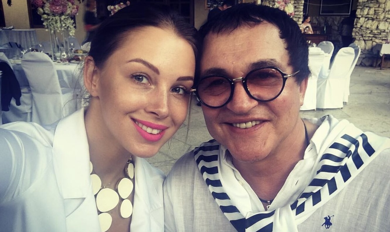 Полина Диброва отреагировала на скандальное видео бывшего мужа в растёгнутых штанах: «Я в принятии»