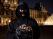 «След ведет в Россию»: Париж пытается обвинить Россию в ограблении Лувра
