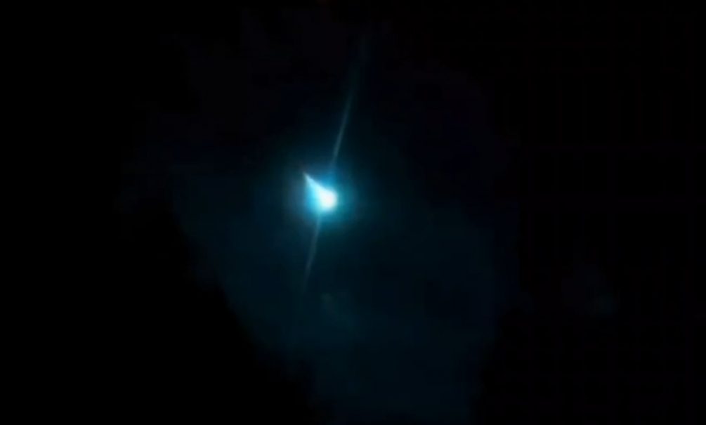 Москву атаковали из космоса: уже второй таинственный взрыв над российской столицей свидетельствует о приближении к Земле маточного корабля