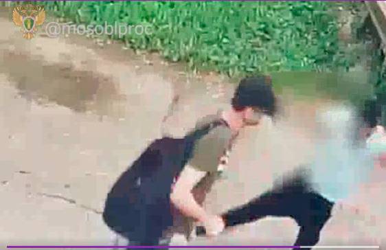 «Сам виноват!»: адвокат дал исчерпывающее объяснение мягкому приговору мигранту за убийство инвалида