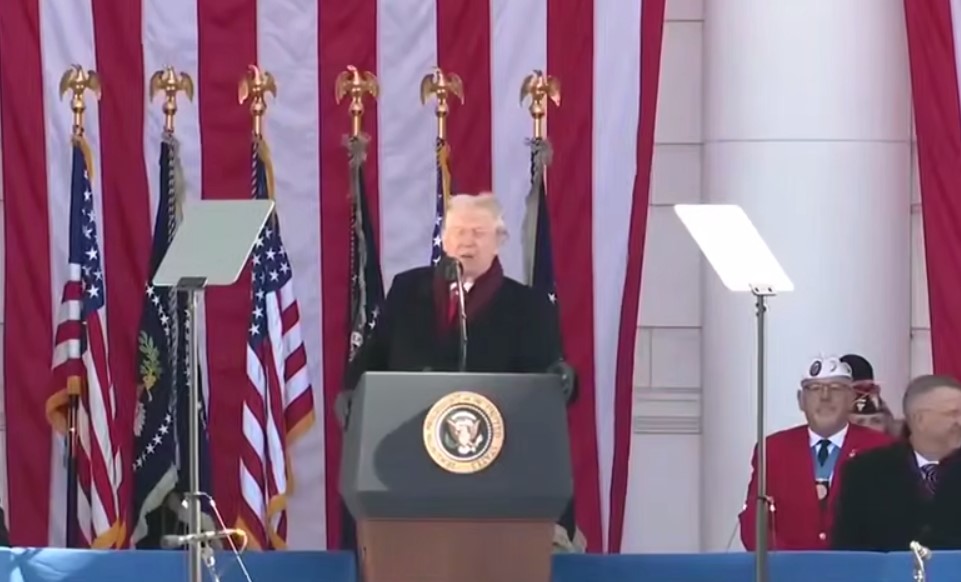 «Теперь США будет отмечать День Победы»: Трамп решил украсть у России 9 мая