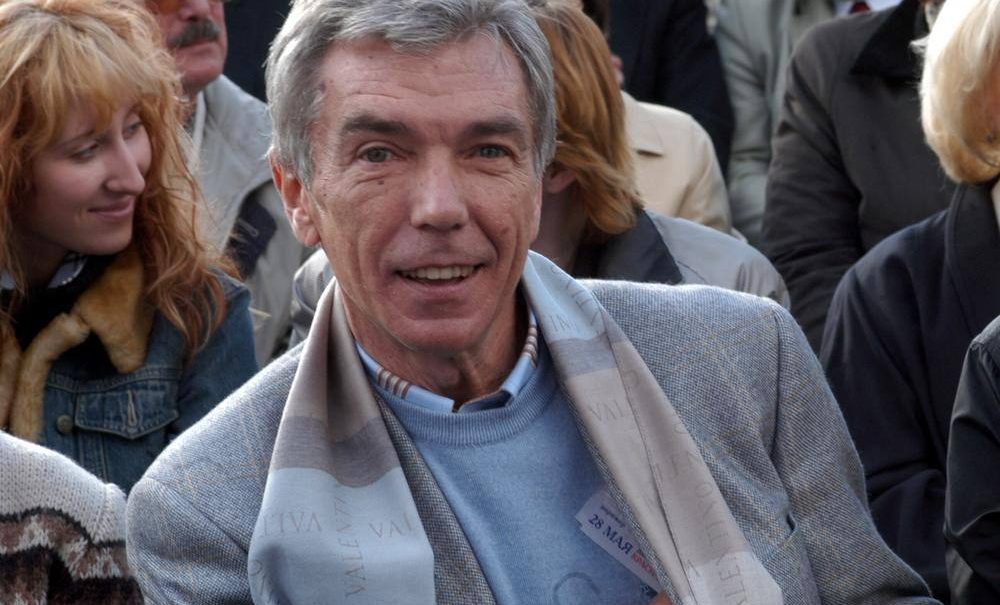 «Долго боролся и верил»: звезды откровенно высказались о смерти телеведущего Юрия Николаева «Долго боролся и верил»: звезды откровенно высказались о смерти телеведущего Юрия Николаева