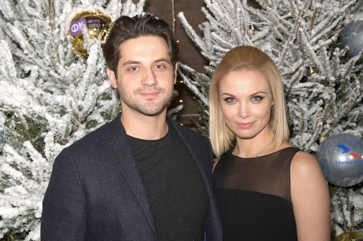 «Это ошибка»: Марк Богатырев опроверг слухи о разводе с Татьяной Арнтгольц, но заявление уже зарегистрировано в суде «Это ошибка»: Марк Богатырев опроверг слухи о разводе с Татьяной Арнтгольц, но заявление уже зарегистрировано в суде