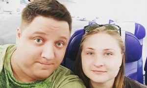 Вдова Романа Попова продаёт семейный коттедж, чтобы обеспечить трёх детей после его смерти