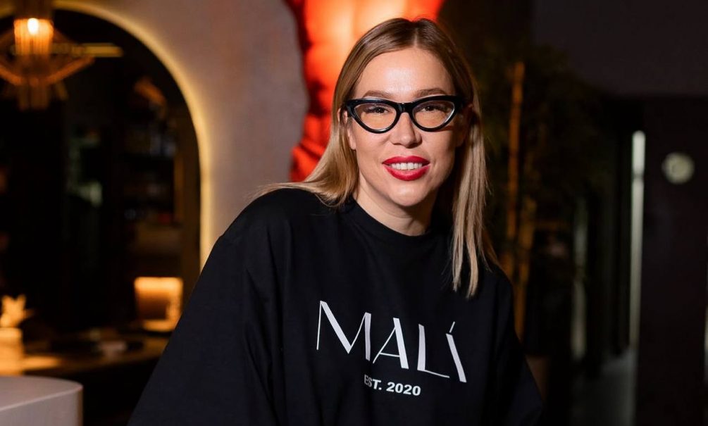 «Шансов мало»: экс-участница «ДОМа-2» Надежда Ермакова разрыдалась из-за операции, решающей её судьбу «Шансов мало»: экс-участница «ДОМа-2» Надежда Ермакова разрыдалась из-за операции, решающей её судьбу