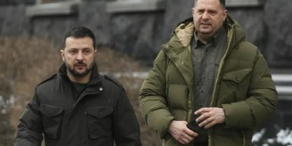 Зеленский и Ермак отписались друг от друга в соцсетях - СБУ дистанцируется от обоих: в киевских элитах хаос и агония