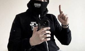 «Устраивал оргии, избивал ветеранов»: студент юрфака из Казани творит дичь и выкладывает это в сеть