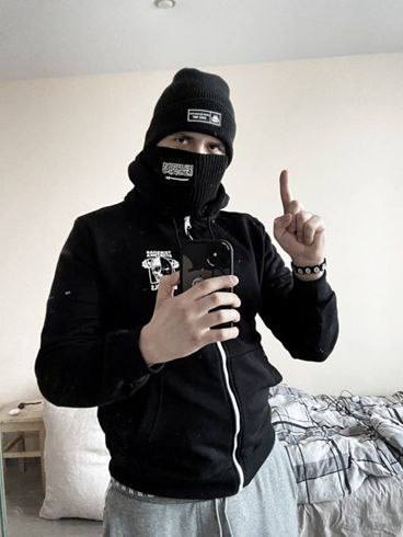 «Устраивал оргии, избивал ветеранов»: студент юрфака из Казани творит дичь и выкладывает это в сеть 