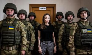 История с украинским охранником Анджелины Джоли и визитом в ТЦК получила неожиданное 