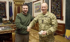 Сырский под препаратами? Эксперты спорят о странном поведении главкома ВСУ