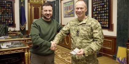 Сырский под препаратами? Эксперты спорят о странном поведении главкома ВСУ