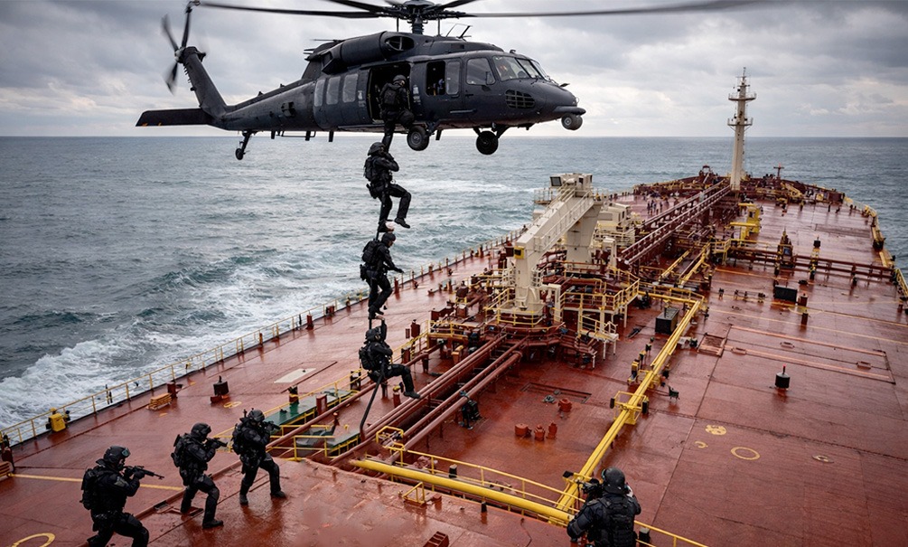 Вплоть до ударов по танкерам: США готовят для России новые санкции - они могут напоминать блокаду Венесуэлы 