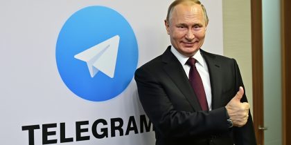 Путин благословил Telegram: а WhatsApp* в России проклят окончательно
