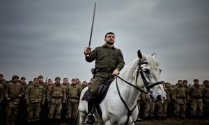 «Зеленский, отец нации, веди нас в бой!» - в Верховной Раде призвали усилить «бусификацию» - в ВСУ выбивается вдвое больше мужчин, чем отлавливается