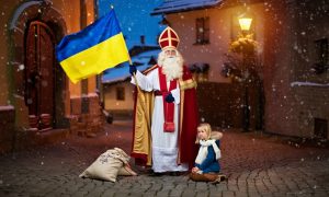 «Николай Чудотворец не приходит к москворотым»: в детсаду Львова русскоговорящую девочку оставили без подарка