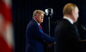 Страшные времена для Европы: Трамп делает ставку на Россию - ЕС угрожает отказаться от доллара и заключить союз с Китаем