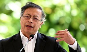 Густаво Петро обвинил ВСУ в расизме и потребовал от Зеленского ответа за избиение колумбийцев