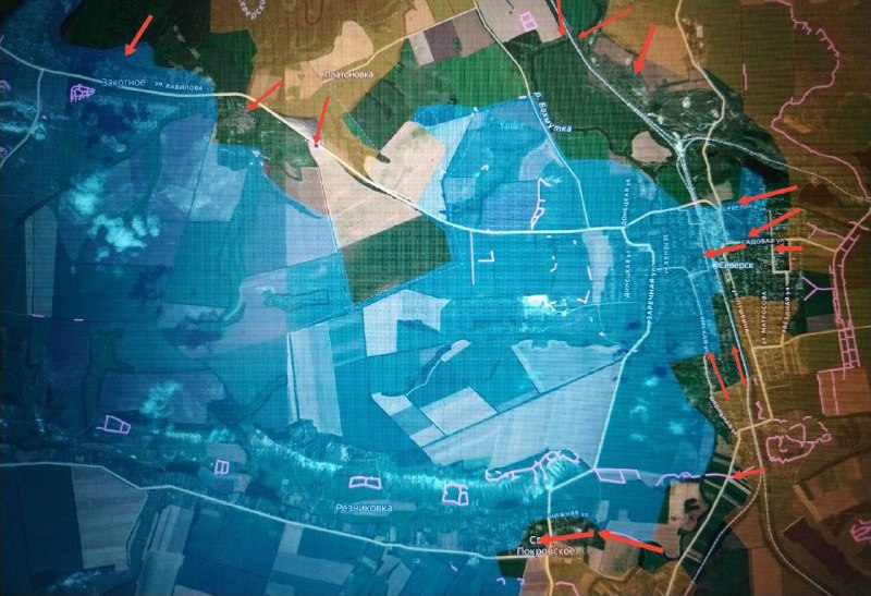 ВС РФ вгрызлись в ВСУ с двух сторон и затягивают петлю вокруг Северска