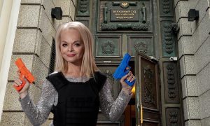 Долина снова атакует: певица «возражает» против жалобы обездоленной покупательницы