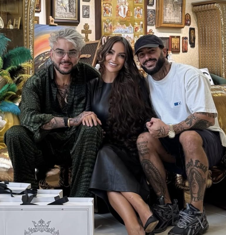 Директор Филиппа Киркорова подрался с блогером на открытии ГУМ-катка - вывел из себя одним словом