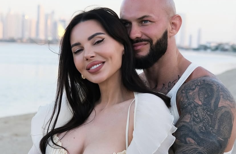 «Успокойся, заткнись»: Оксана Самойлова рассказала, как Джиган отреагировал на новость о разводе 