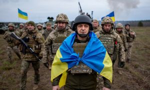 Зеленский до чертиков боится ареста: Арестович* раскрыл, сколько Украине осталось до катастрофы