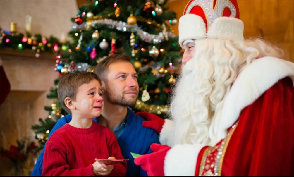 Прогремевшая на всю Россию история с истерикой челябинца из-за подарка сыну от Деда Мороза получила неожиданное продолжение 