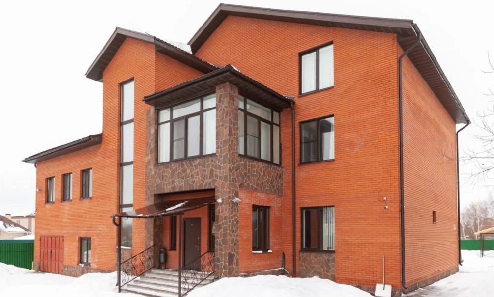 Старики умирали, но администрация не вызывала скорую: дом престарелых в Видном обвинили в оказании неквалифицированных услуг 