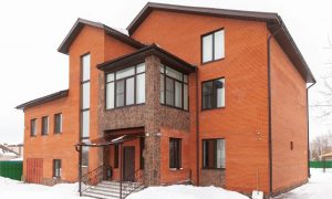 Старики умирали, но администрация не вызывала скорую: дом престарелых в Видном обвинили в оказании неквалифицированных услуг