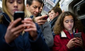 Не работает WhatsApp? Можно ли обойтись без тотальных запретов — Степашин уверен, что да