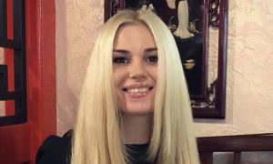 Блогерша из Саратова устроила сыну «собачий кайф», засунув его в вакуумный пакет и выкачав воздух – теперь ее ищут