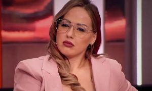 «Взяли за волосы и выволокли за ноги»: блогера-ревизора Марию Ильину избили в салоне красоты