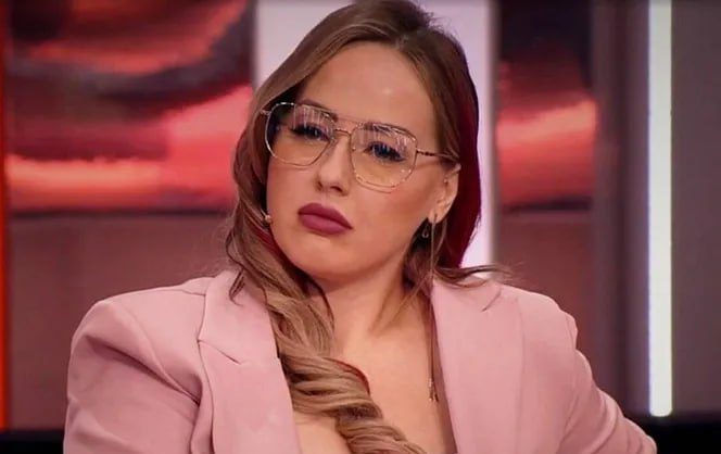 «Взяли за волосы и выволокли за ноги»: блогера-ревизора Марию Ильину избили в салоне красоты «Взяли за волосы и выволокли за ноги»: блогера-ревизора Марию Ильину избили в салоне красоты