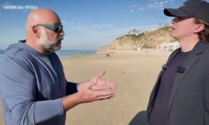 «Я не виноват, а Зеля ничего не знает»: кошелек главаря киевского режима дал интервью впервые после коррупционного скандала