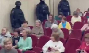 «Молились за Зеленского и ВСУ»: в Петербурге задержали радикальную проукраинскую секту