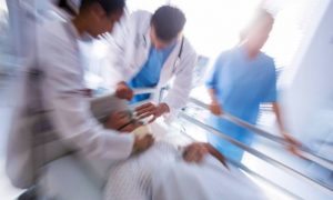 «Это была минута для последнего «прости»: реаниматолог-иеромонах раскрыл, что видят умирающие