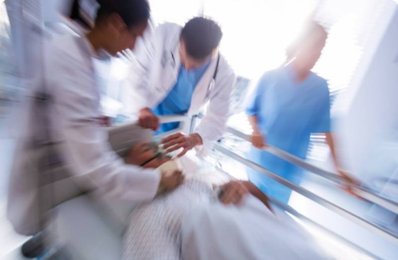 «Это была минута для последнего «прости»: реаниматолог-иеромонах раскрыл, что видят умирающие «Это была минута для последнего «прости»: реаниматолог-иеромонах раскрыл, что видят умирающие