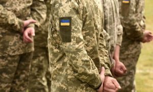 Как в психбольнице: командование ВСУ ежедневно пичкало боевиков подозрительными препаратами