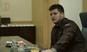 Адам Кадыров: «Зеленский, ты будешь рыдать и выть, целовать сапоги» - сын главы Чечни готов доставить киевского наркомана в Грозный