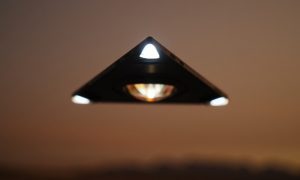 НЛО над «Зоной 51»: возле секретной базы США заметили загадочный объект