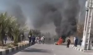 Протесты в Иране не утихают: Fox News сообщил о захвате мятежниками двух городов